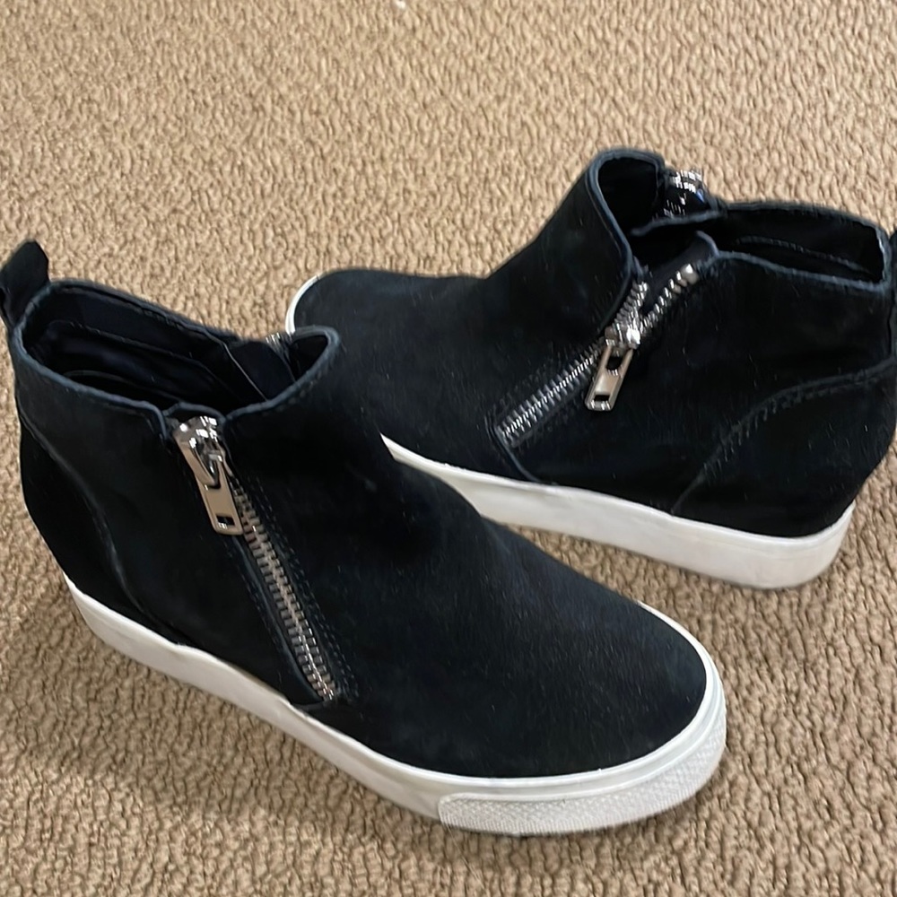 Black Suede Steve Madden sneaker/boots